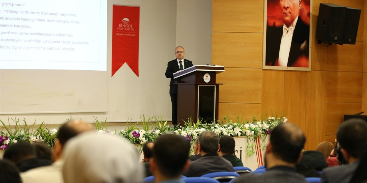 Bingöl'de "Eğitimde Uluslararasılaşma ve Türkiye Konferansı" düzenlendi