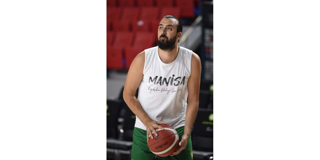 Manisa Büyükşehir Belediyesporlu Mustafa Bakir Görür, play-off'ta takımına güveniyor:
