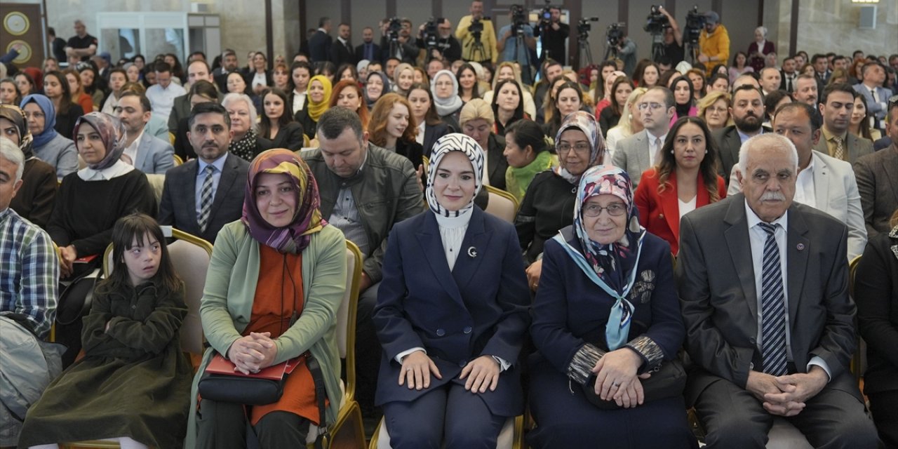 Ailenin Korunması ve Güçlendirilmesi Vizyon Belgesi ve Eylem Planı tanıtım toplantısı yapıldı