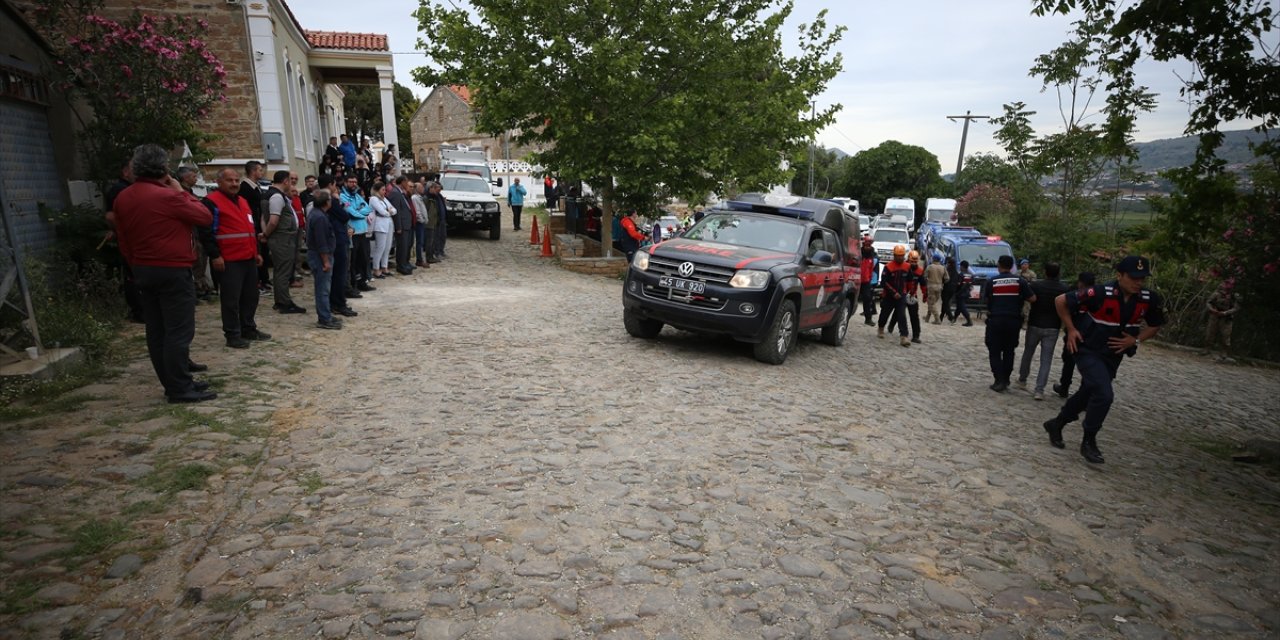 Gökçeada'daki tatbikatta orman yangınından etkilenen köy tahliye edildi