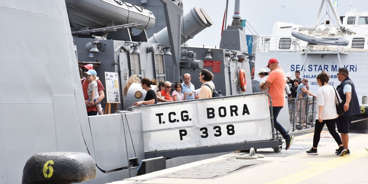 TCG Bora Bodrum'da halkın ziyaretine açıldı