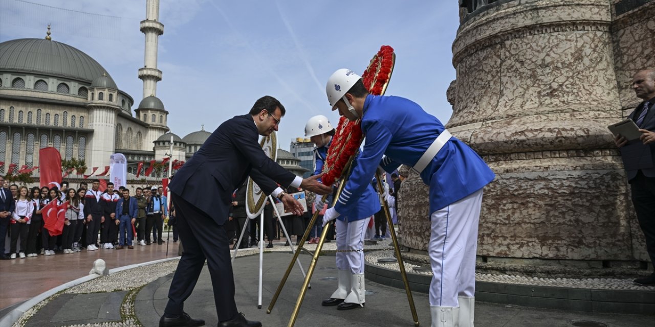 İstanbul'da 19 Mayıs Atatürk'ü Anma, Gençlik ve Spor Bayramı kutlanıyor