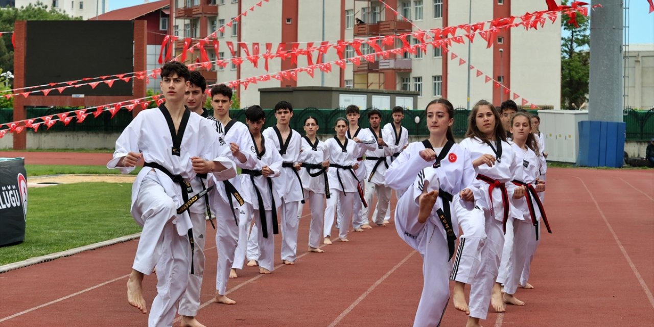 Milli Mücadele'nin başladığı Samsun ve Havza'da 19 Mayıs kutlanıyor