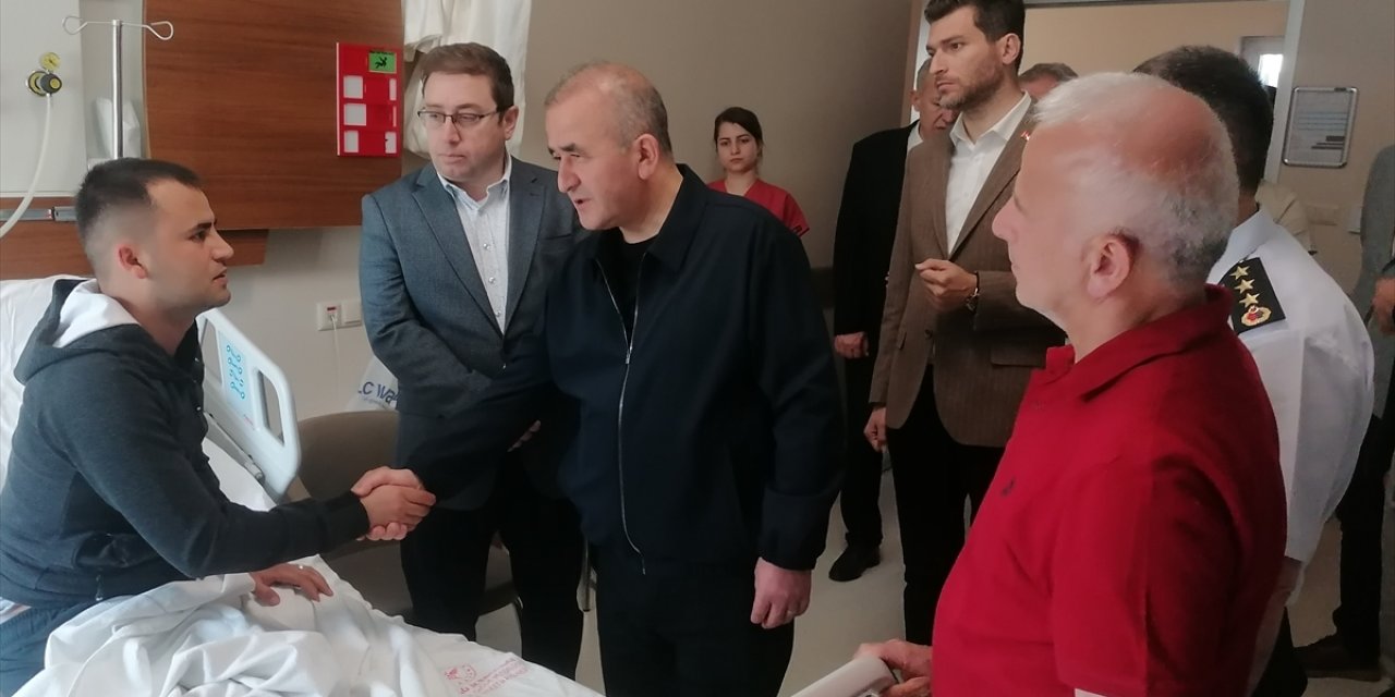 Tokat Valisi Hatipoğlu Erbaa'daki patlamada yaralananları ziyaret etti