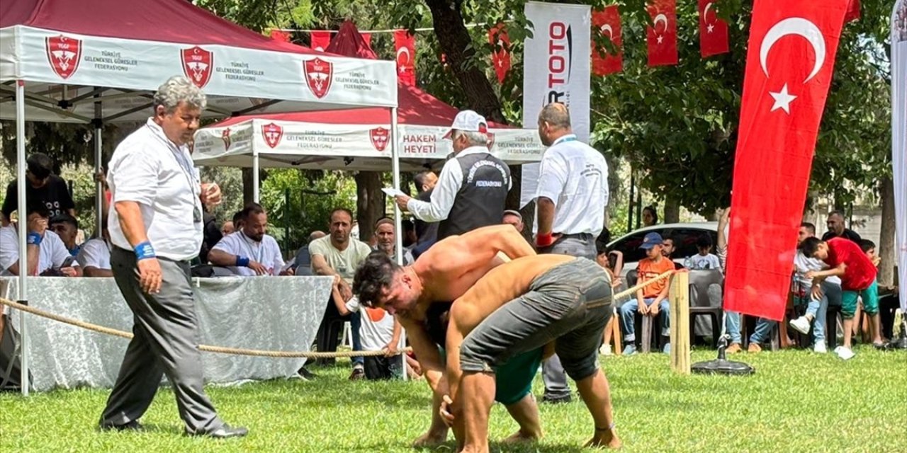 Kahramanmaraş'ta Karakucak Güreş Festivali düzenlendi