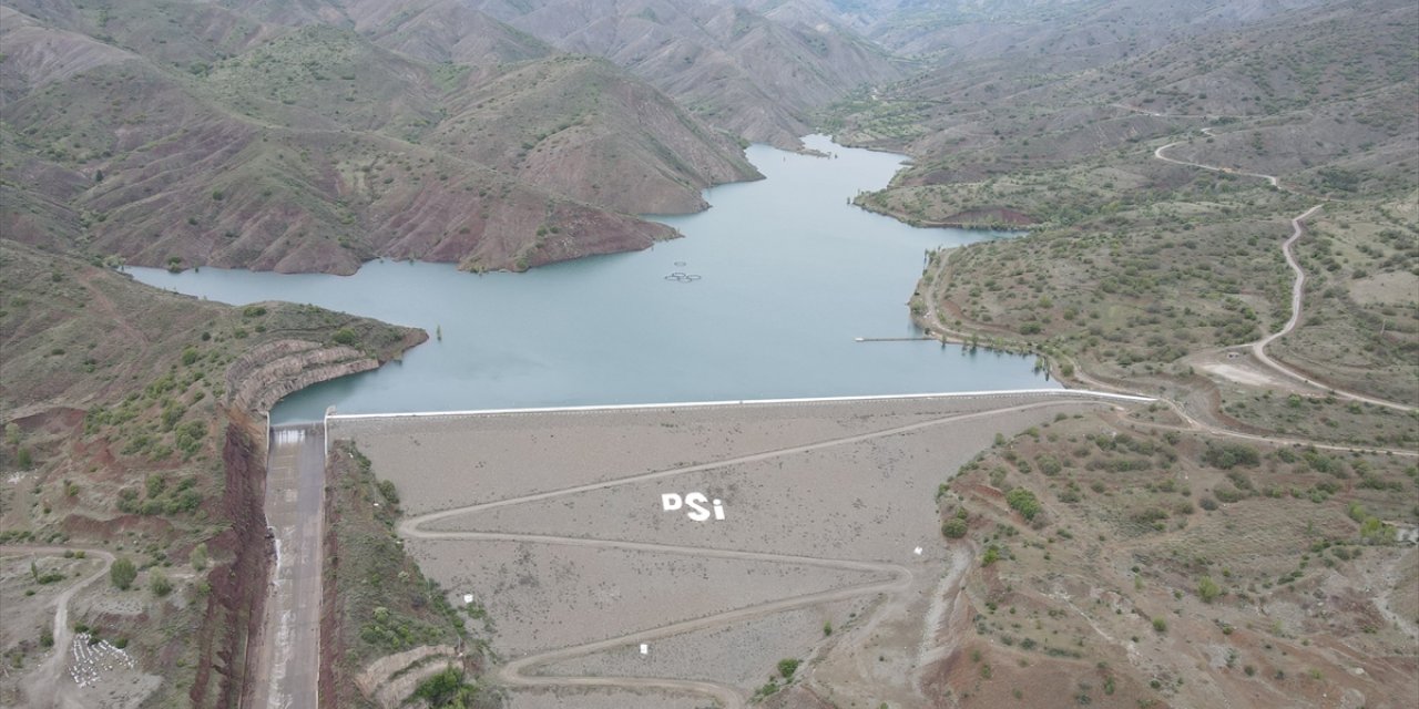 Erzincan'daki Göyne Barajı bahar yağışlarıyla doldu