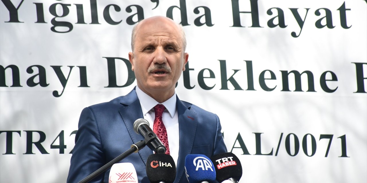 YÖK Başkanı Özvar, Düzce'de "Dünya Arı Günü" etkinliğinde konuştu: