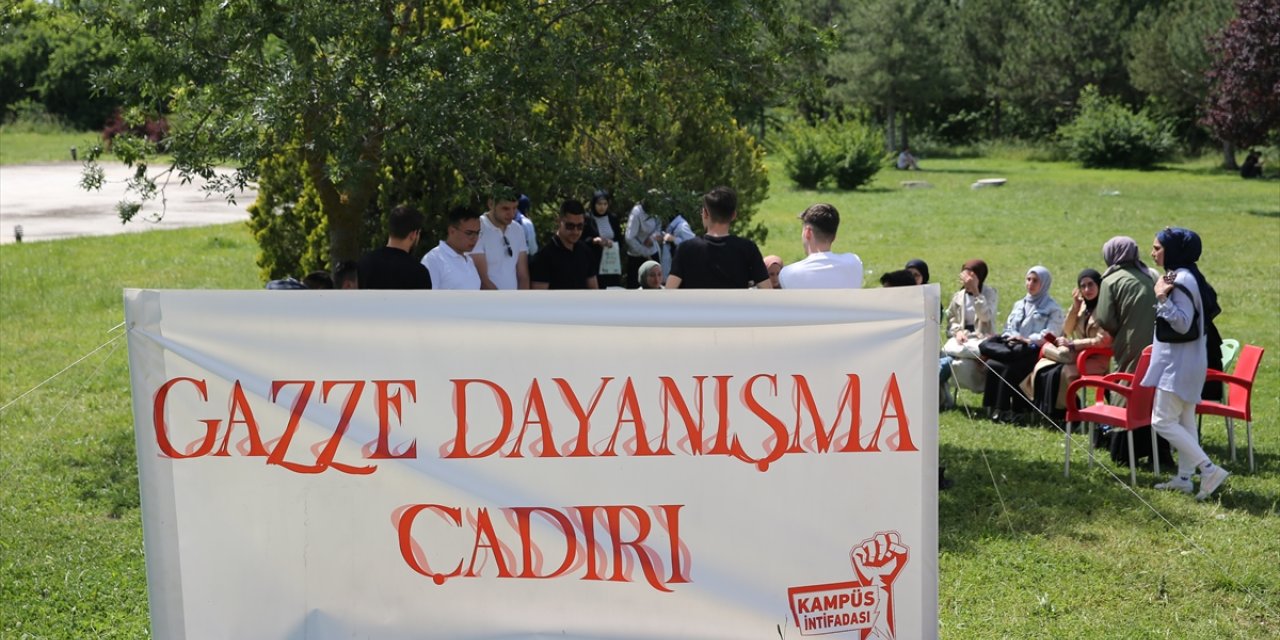 Edirne'de üniversite öğrencilerinin "Gazze Dayanışma Çadırı"ndaki nöbeti sürüyor
