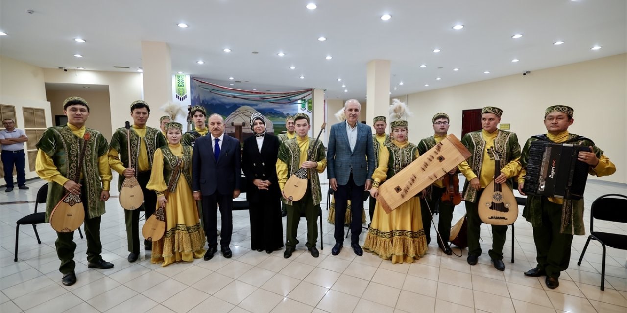 TBMM Başkanı Kurtulmuş, Hoca Ahmet Yesevi Uluslararası Kazak-Türk Üniversitesini ziyaret etti: