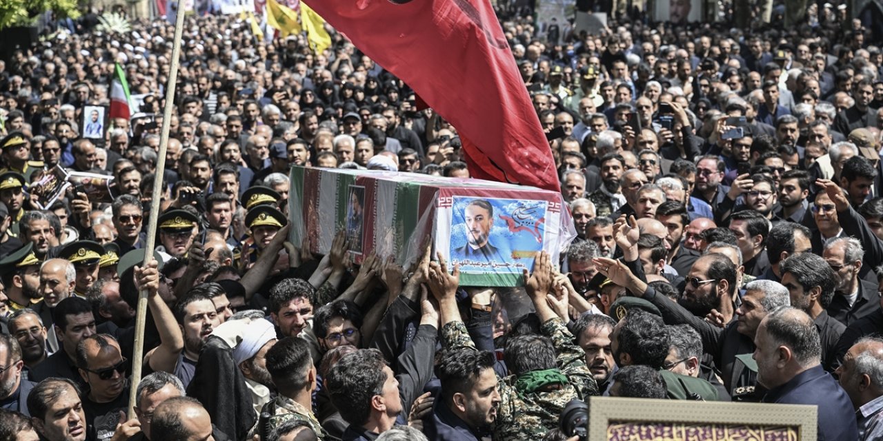Helikopter kazasında ölen İran Dışişleri Bakanı Abdullahiyan için Tahran'da cenaze töreni yapıldı