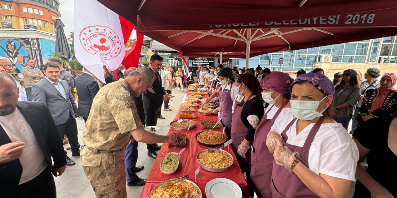 Tunceli'ye özgü lezzetler "Türk Mutfağı Haftası" kapsamında tanıtıldı