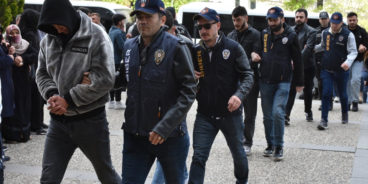 GÜNCELLEME - Erzurum merkezli yasa dışı bahis operasyonunda 16 kişi tutuklandı