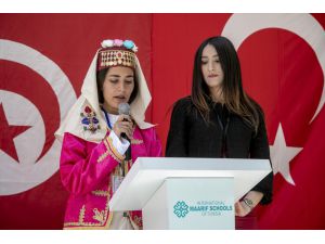 Türkçe makale yarışmasında kazanan Tunuslu öğrenciler ödüllendirildi