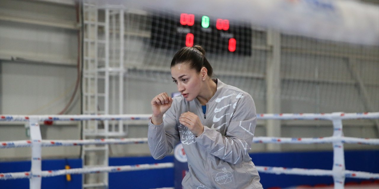 Türk kadın boksörlerin hedefi her turnuvada şampiyonluk
