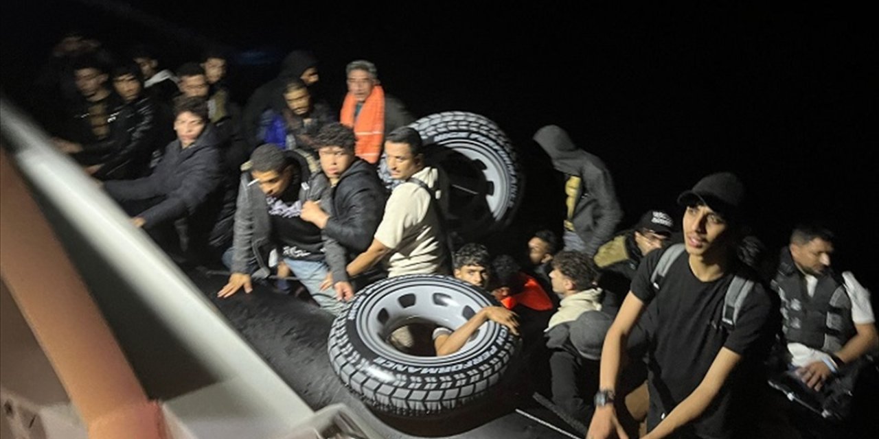 Bodrum açıklarında 36 düzensiz göçmen yakalandı