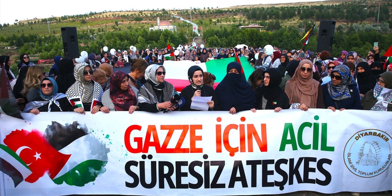 Diyarbakır'da kadınlar, İsrail'in Gazze'ye yönelik saldırılarını protesto etti