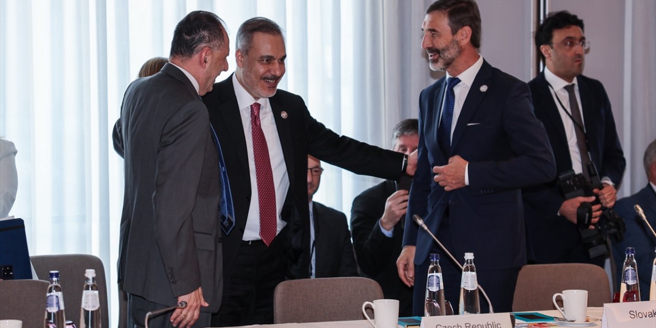 Dışişleri Bakanı Fidan, Brüksel'de Filistin konulu toplantılara katıldı
