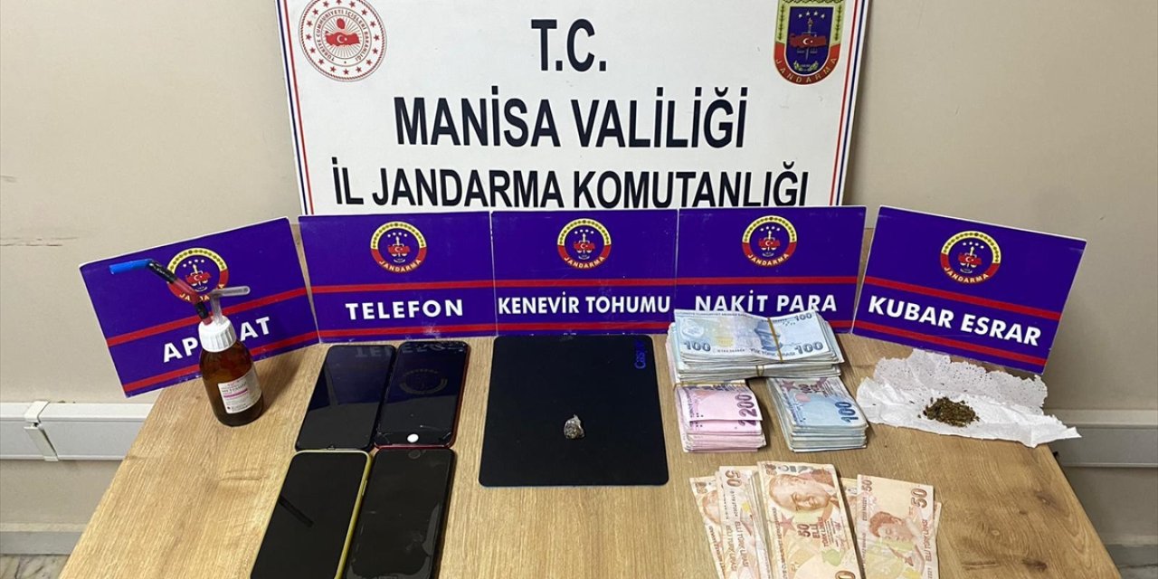 Manisa'da uyuşturucu operasyonlarında yakalanan 5 zanlı tutuklandı