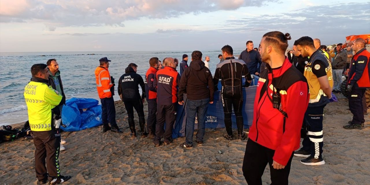 GÜNCELLEME - Sakarya'da denizde kaybolan gencin cesedi bulundu