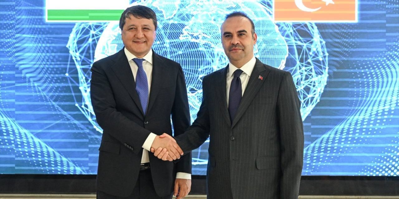 Bakan Kacır, "Türkiye-Tacikistan KEK 12. Dönem Toplantısı"nda konuştu: