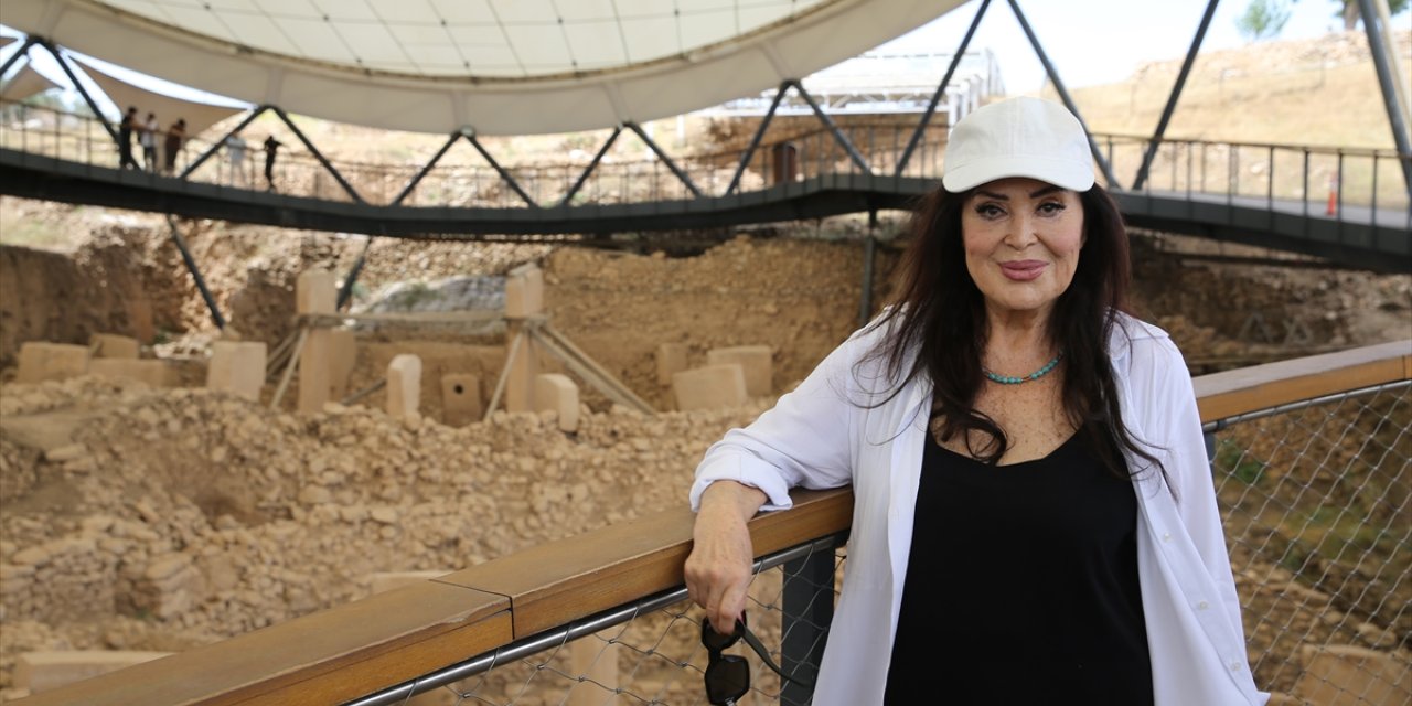 Türkan Şoray Göbeklitepe'yi ziyaret etti