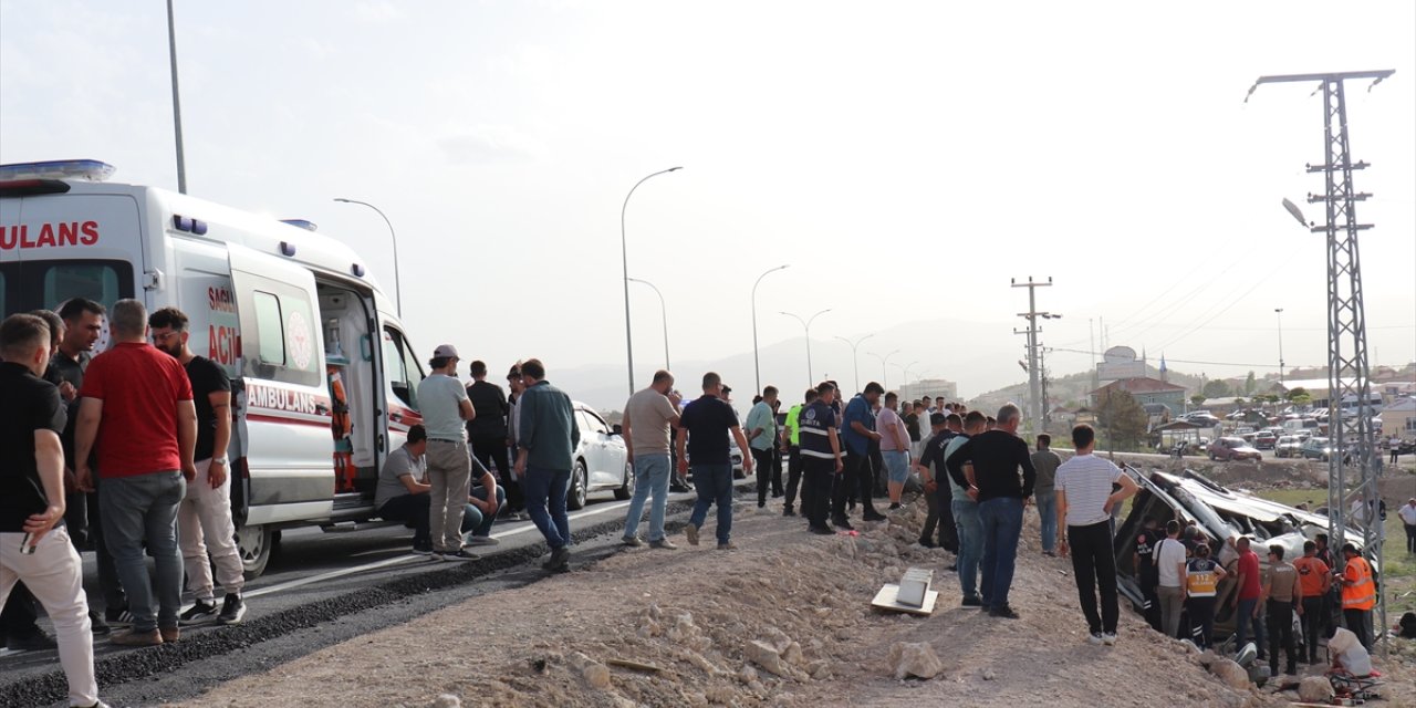 Kütahya'da 6 gün önceki kazada yaralanan kadın hastanede hayatını kaybetti