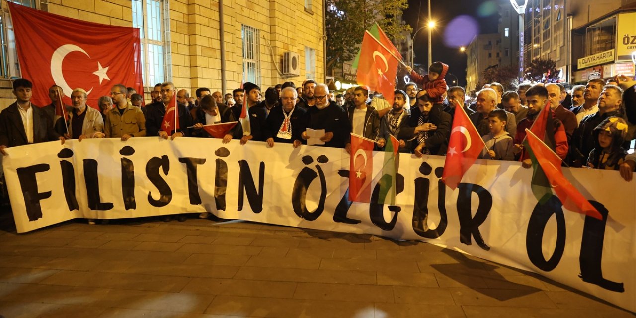 Nevşehir'de İsrail'in Gazze'ye yönelik saldırıları protesto edildi