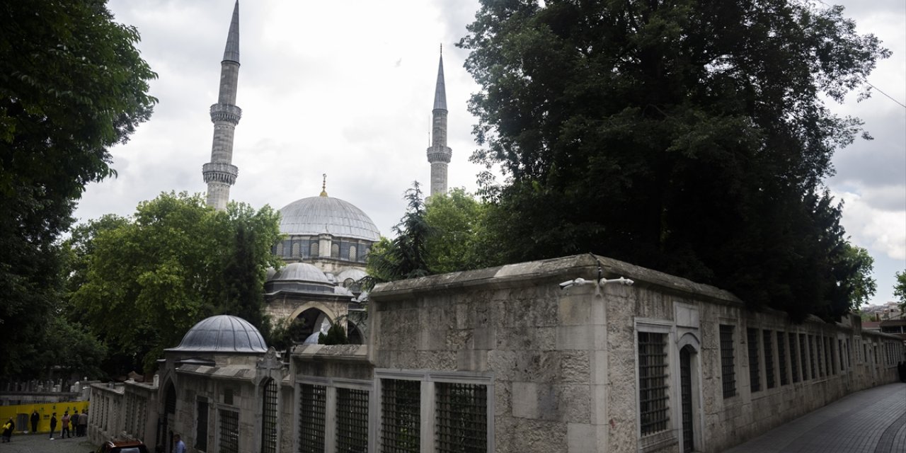 Fethin ardından İstanbul imar ve iskan faaliyetleriyle ihya edildi