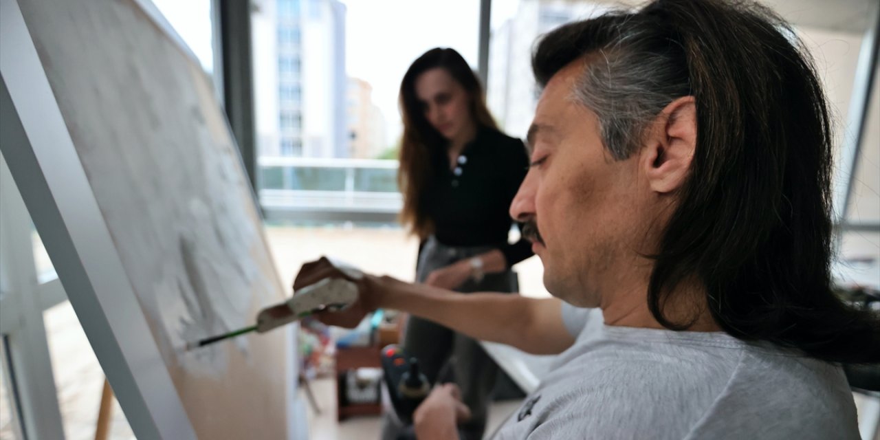 Bedensel engelli Nuri Şirin'in hayatı spor ve sanatsal etkinliklerle renklendi