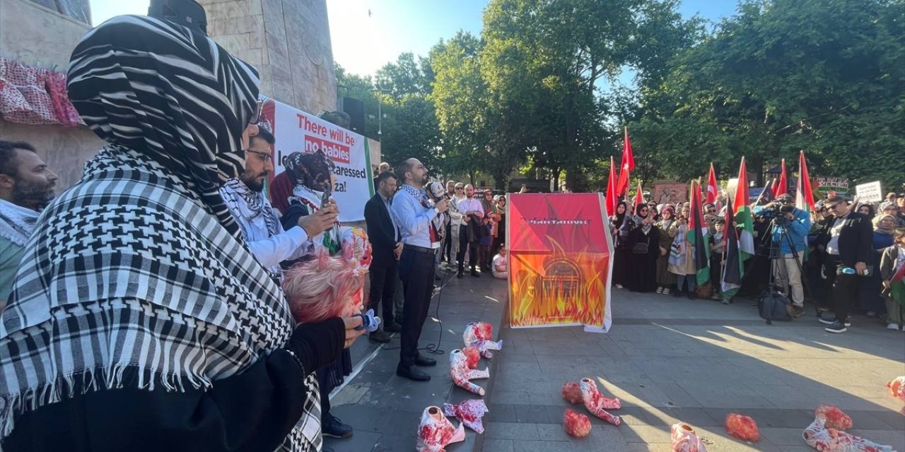 Filistin İnisiyatifi, İsrail'in Refah'taki saldırılarını Saraçhane'de protesto etti