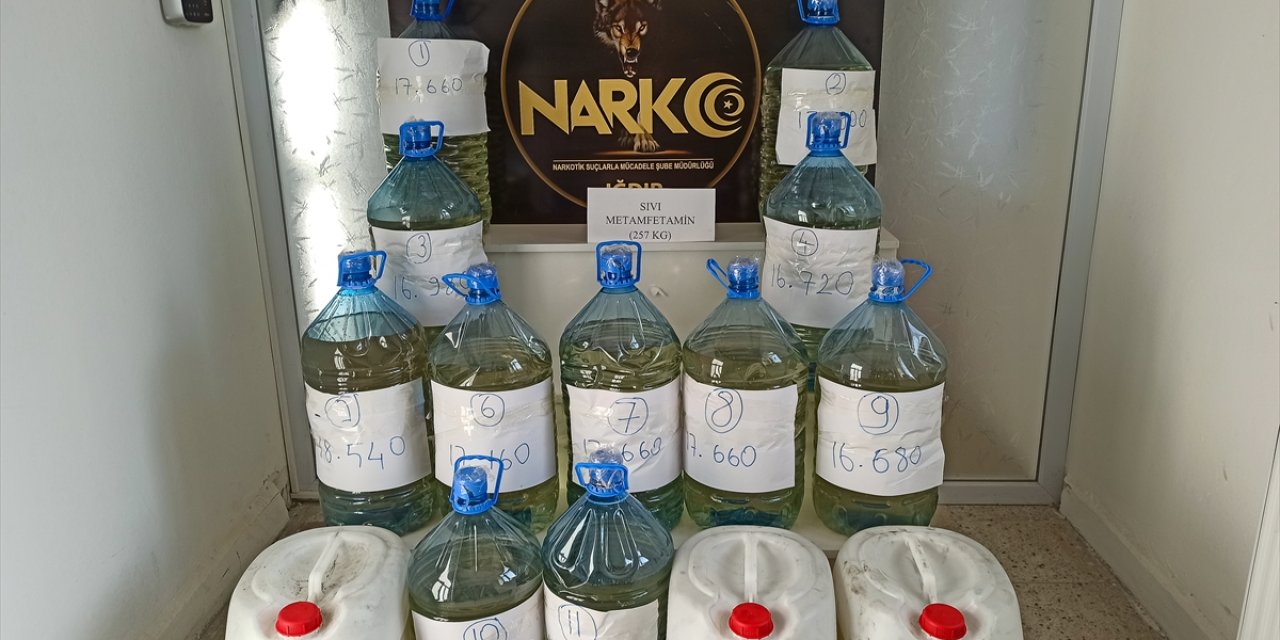 Iğdır'da bir tırda 75 kilogram uyuşturucu yakalandı