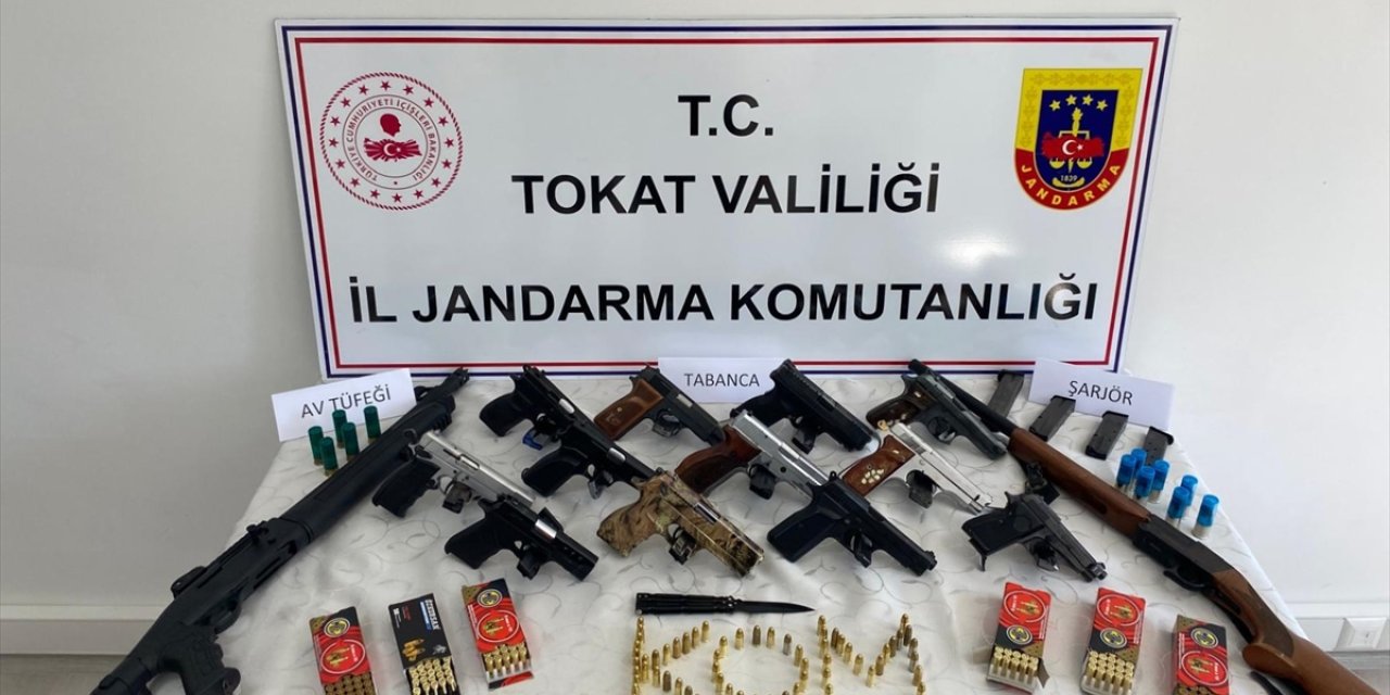 Tokat'taki silah ve mühimmat kaçakçılığı operasyonunda 14 kişi yakalandı