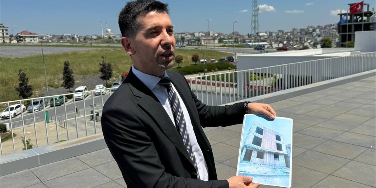 Arnavutköy'de 70 kaçak yapı yıkıldı