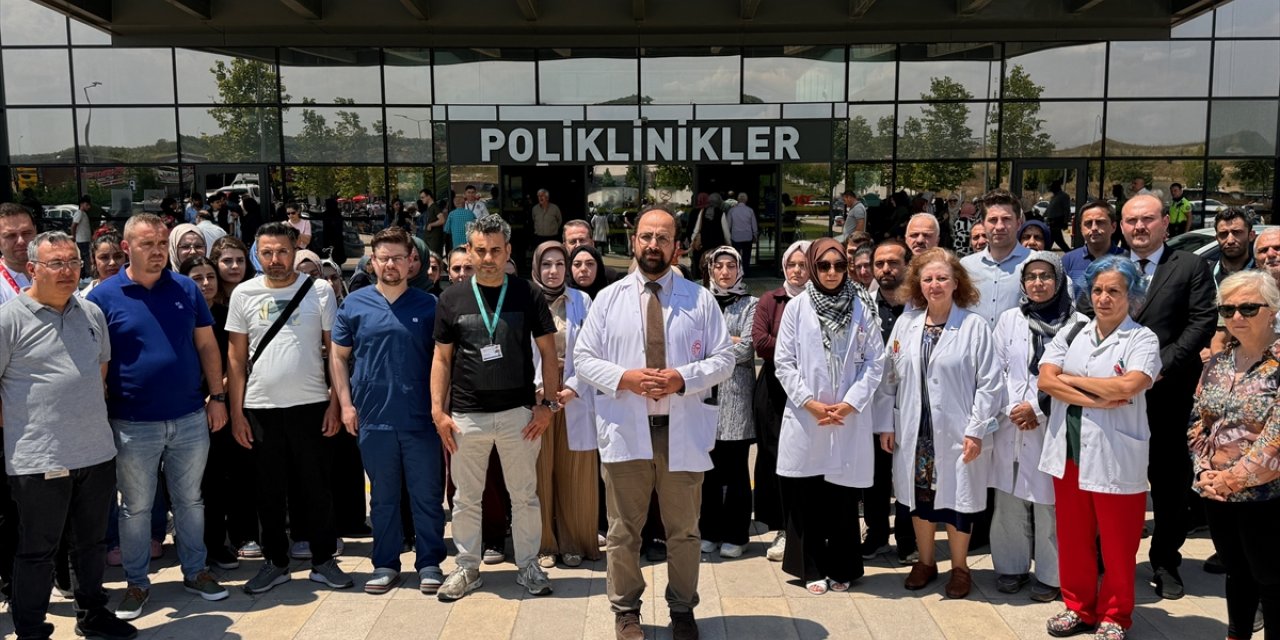 Bursa Şehir Hastanesi doktorlarından Filistin'e destek açıklaması