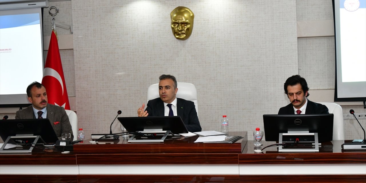 Ardahan'da "su kaynaklarının korunması için yapılması gerekenler" görüşüldü