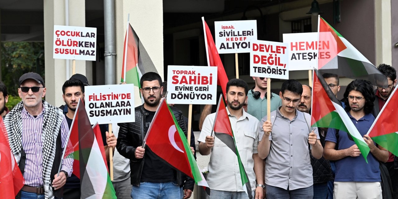 Ankara Üniversitesi öğrencileri İsrail'i protesto etti