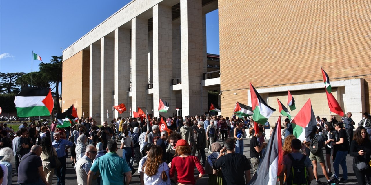 İsrail'in Refah'taki saldırılarına Roma'da protesto