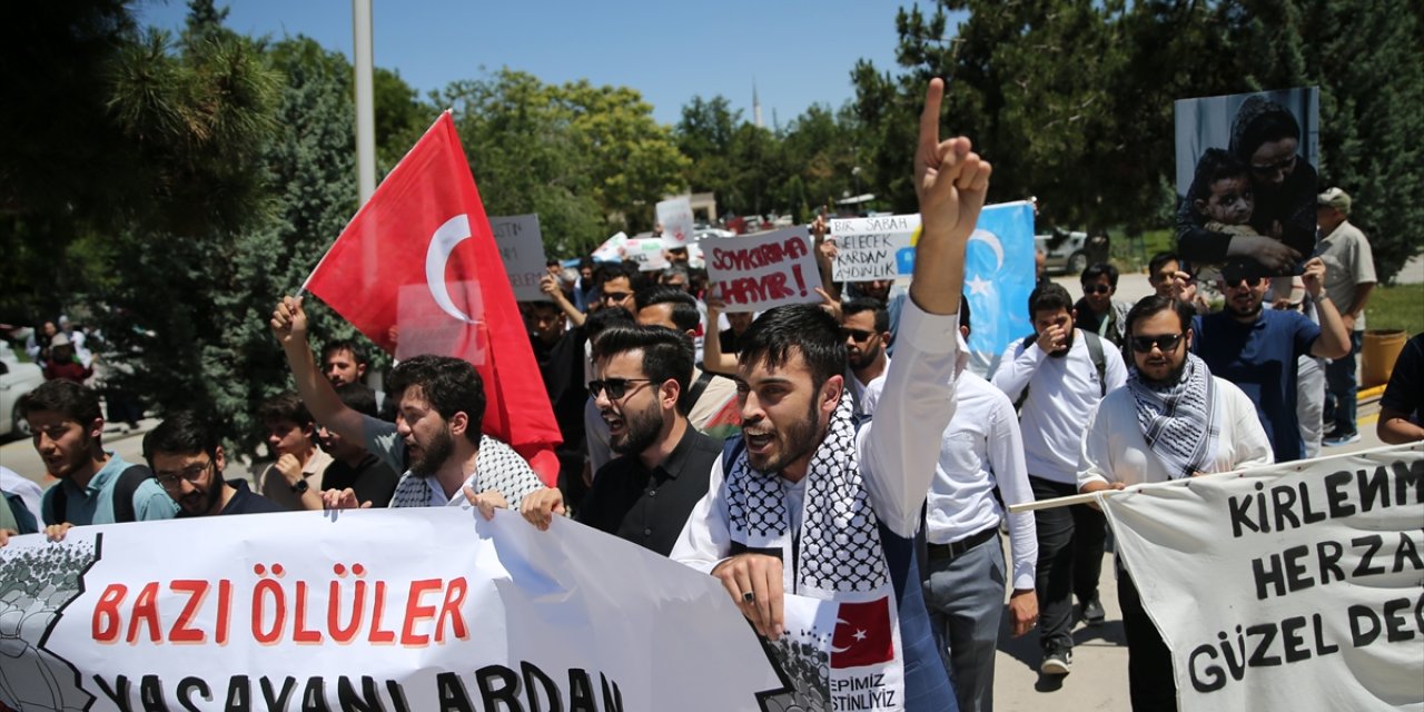 Konya'da üniversite öğrencileri İsrail'in Gazze'ye yönelik saldırılarına tepki gösterdi