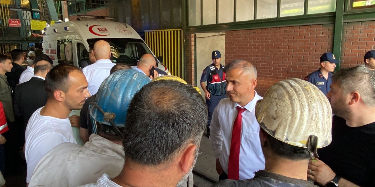 Zonguldak'ta maden ocağındaki göçükte mahsur kalan 2 işçiden biri kurtarıldı