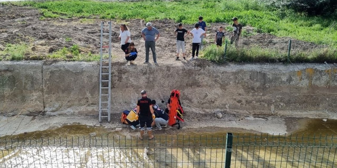 Çorum'da dereye düşerek yaralanan çocuk kurtarıldı