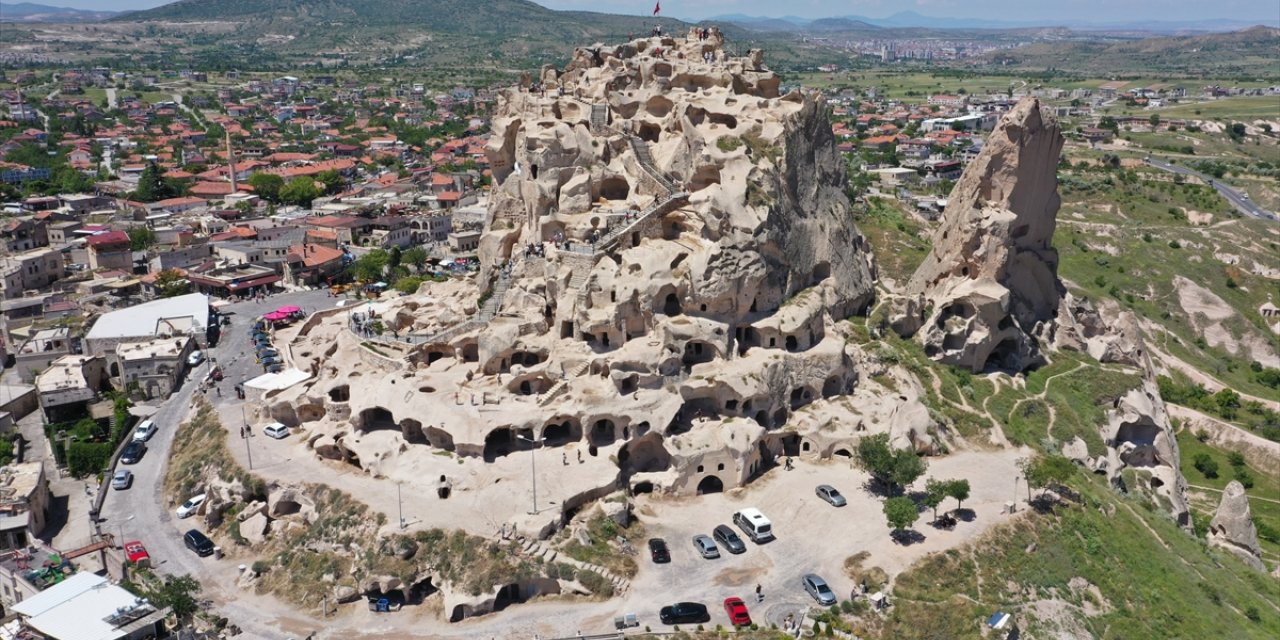 Kapadokya'nın "seyir zirvesi" Uçhisar Kalesi'ni 5 ayda 92 bin turist ziyaret etti