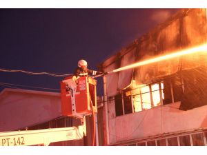 GÜNCELLEME - Konya'da mobilya atölyesinde yangın