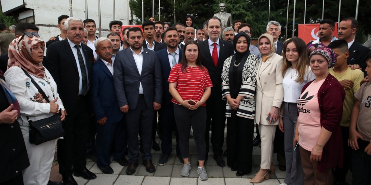 Yeniden Refah Partisi Genel Başkanı Erbakan, Kastamonu'nun Hanönü ilçesini ziyaret etti