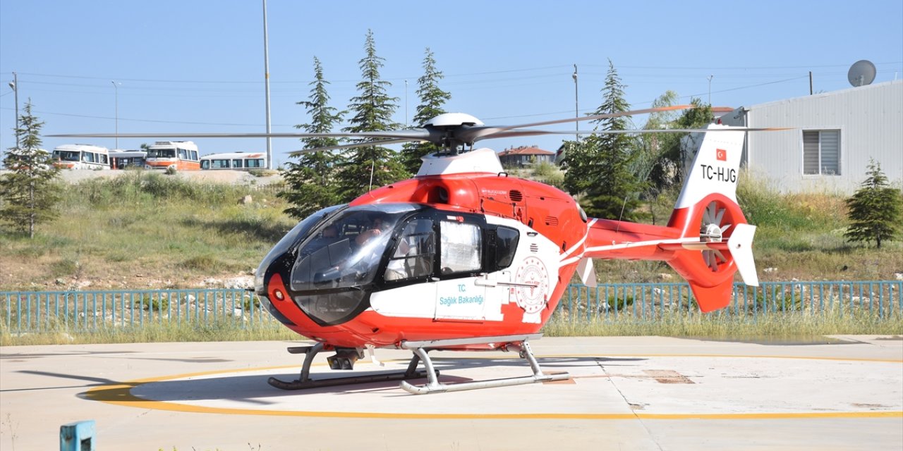 Karaman'da ambulans helikopter KOAH hastası için havalandı