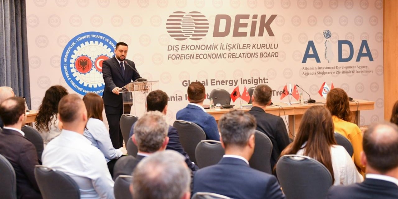 Arnavutluk’ta "Enerji Yatırımları ve Piyasa Trendleri" paneli