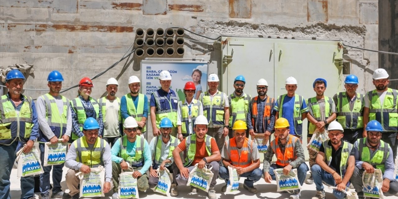 Akkuyu NGS çalışanları Çevre Haftası'nda "Akkuyu NGS temiz" projesine katıldı