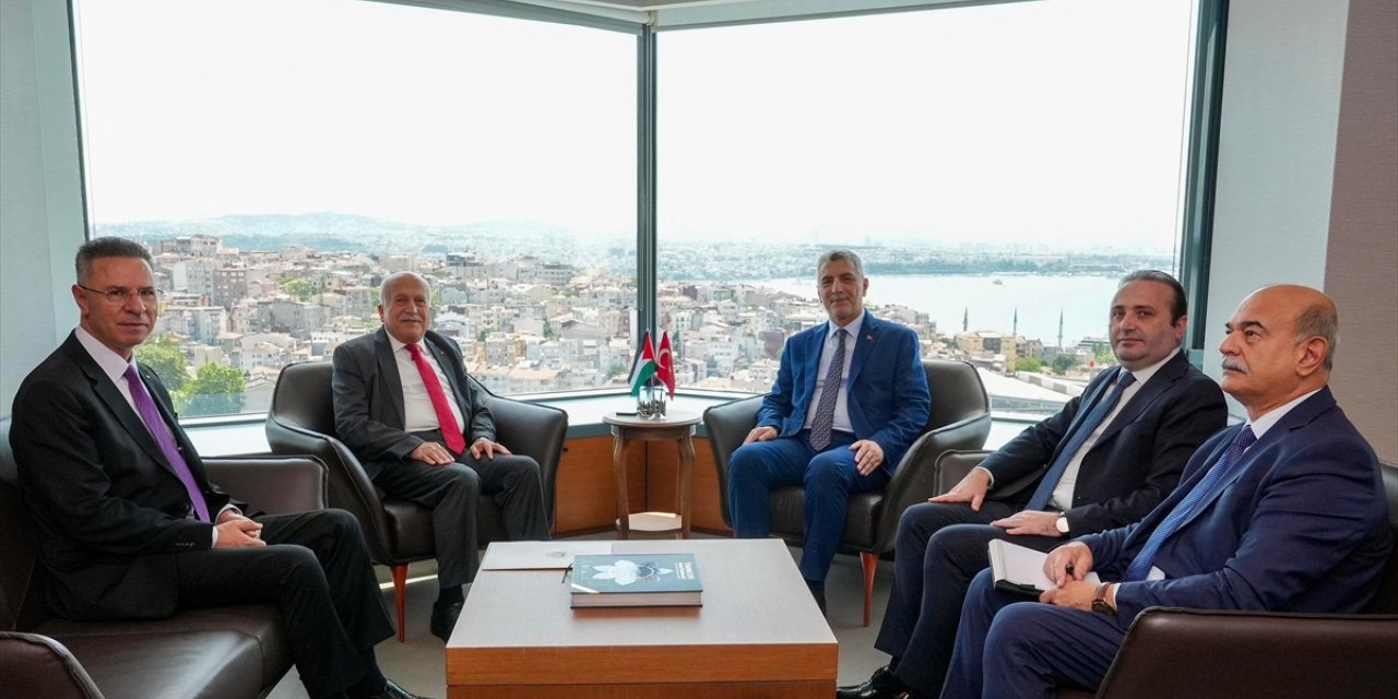 Ticaret Bakanı Bolat, Filistin Ekonomi Bakanı el-Amur ile bir araya geldi