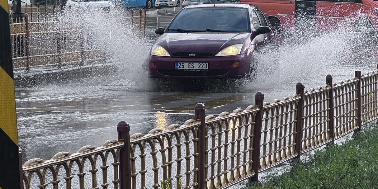 Erzurum'da sağanak etkili oldu