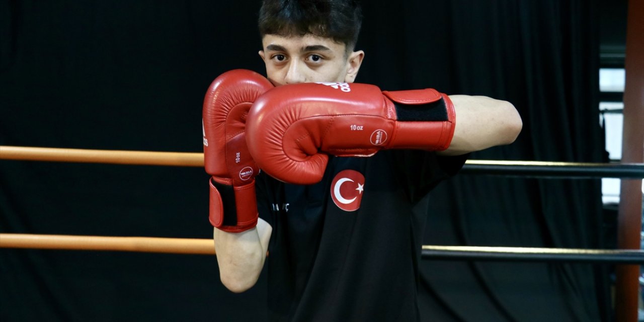 Bursalı kick boksçu lise öğrencisi, uluslararası başarılarını sürdürmeyi hedefliyor