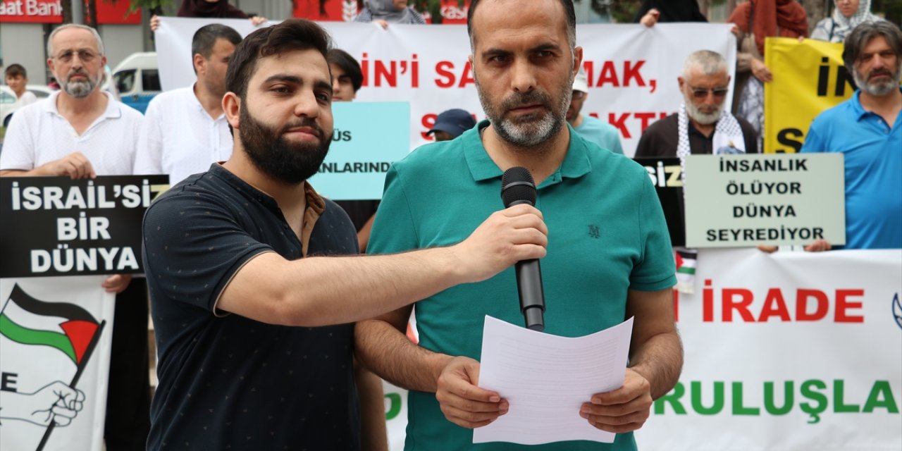 Sakarya'da sivil toplum kuruluşları İsrail'in Gazze'ye yönelik saldırılarına tepki gösterdi